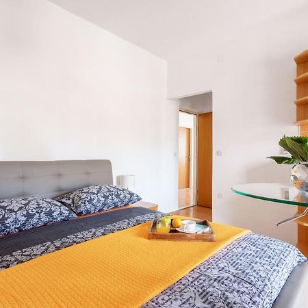 Apartments Dobrila Hvar Town Zewnętrze zdjęcie