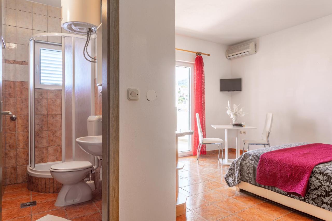 Apartments Dobrila Hvar Town Zewnętrze zdjęcie